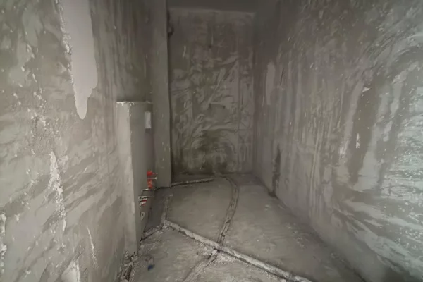 Shtepi ne shitje Apartament ne Tirane, 1+1, Mobilimi Bosh, pa mobiluar, Pagesa 78,400  Euro.