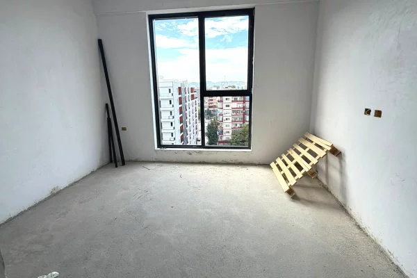 Shtepi ne shitje Apartament ne Tirane, 2+1, Mobilimi Bosh, pa mobiluar, Pagesa 204,600  Euro.