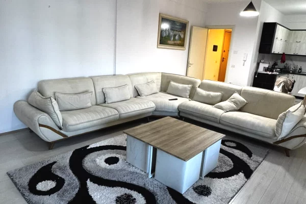 JEPET ME QIRA | 2+1+2 + 🅿️ | Kompleksi Green City – Unaza e Re, Tiranë