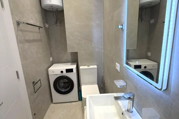 Shtepi ne shitje Apartament ne Tirane, 2+1, Mobilimi E mobiluar, Pagesa 225,000  Euro.