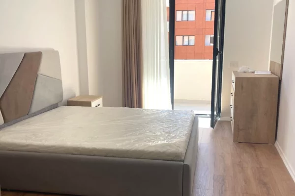 Shtepi me qera Apartament ne Tirane, 1+1, Mobilimi E mobiluar, Pagesa 50,000  Leke.