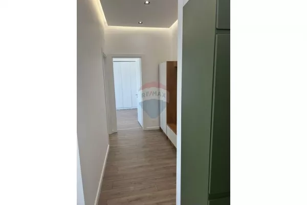 Shtepi me qera Apartament ne Tirane, 2+1, Mobilimi E mobiluar, Pagesa 580  Euro.