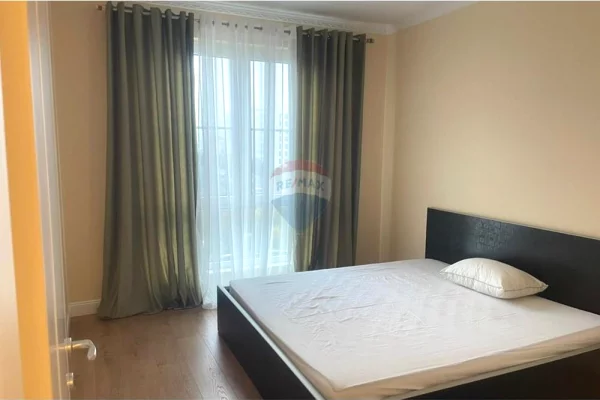 Shtepi me qera Apartament ne Tirane, 2+1, Mobilimi E mobiluar, Pagesa 600  Euro.