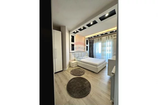 Shtepi me qera Apartament ne Tirane, 1+1, Mobilimi E mobiluar, Pagesa 700  Euro.