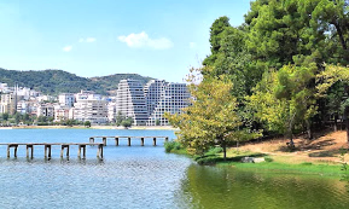 Shtepi ne shitje Apartament ne Tirane, 2+1, Mobilimi E mobiluar, Pagesa 280,000  Euro.