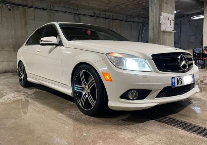 Auto in Vendita a Tirana - 8,200 Euro