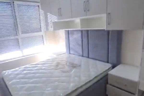 Shtepi me qera Apartament ne Tirane, 2+1, Mobilimi E mobiluar, Pagesa 500  Euro.