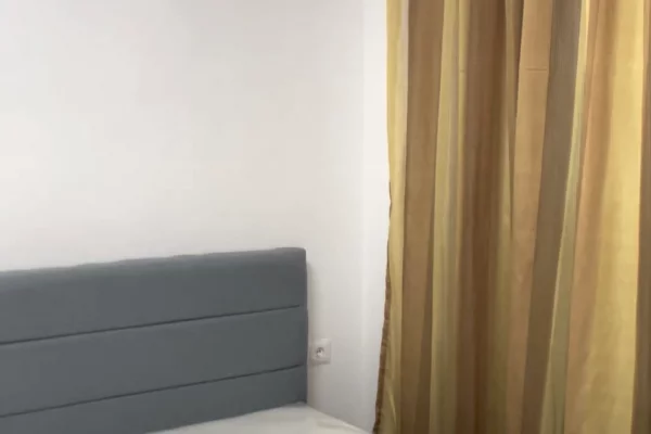 Shtepi me qera Apartament ne Tirane, 1+1, Mobilimi E mobiluar, Pagesa 40,000  Leke.