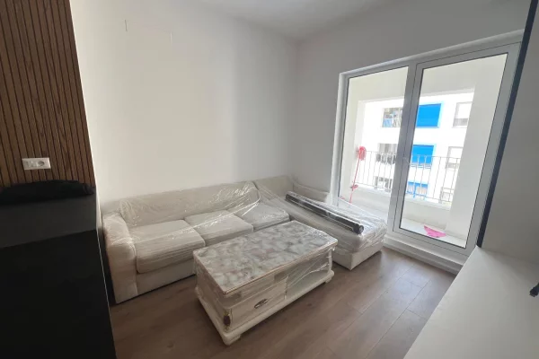 Appartamento in affitto a Tirana 1+1, Arredato