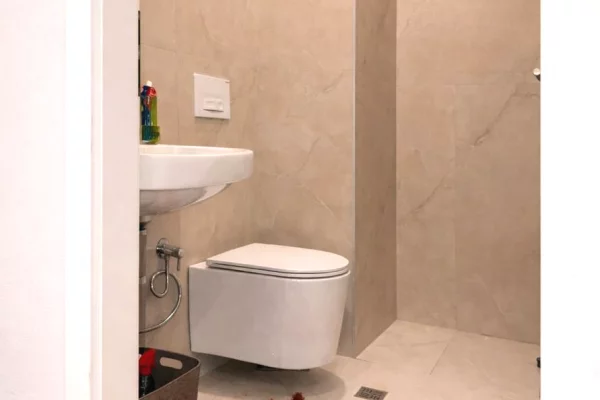 Shtepi me qera Apartament ne Tirane, 1+1, Mobilimi E mobiluar, Pagesa 43,000  Leke.