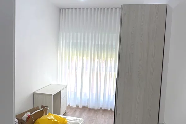 Shtepi me qera Apartament ne Tirane, 2+1, Mobilimi E mobiluar, Pagesa 48,000  Leke.