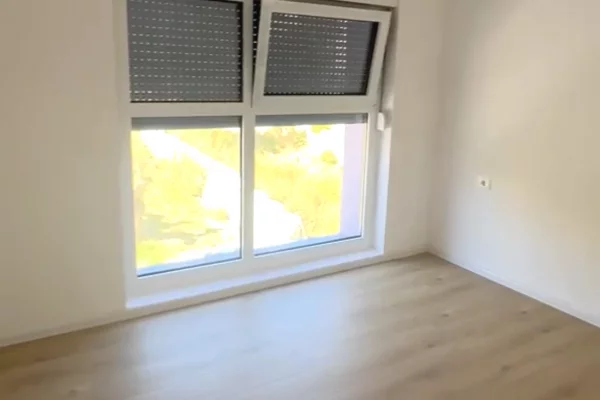 House for Sale Apartment in Tirana, 2+1, Furniture Emty, Payment 126,000  Euro.