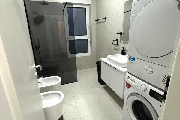 Shtepi me qera Apartament ne Tirane, 1+1, Mobilimi E mobiluar, Pagesa 50,000  Leke.