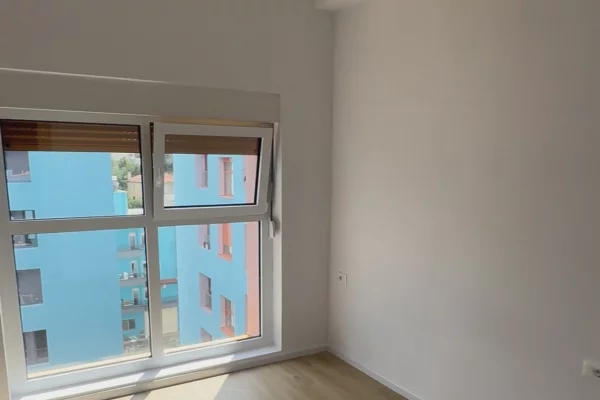 House for Sale Apartment in Tirana, 1+1, Furniture Emty, Payment 92,000  Euro.