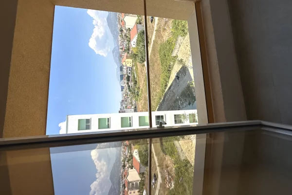 Shtepi me qera Apartament ne Tirane, 1+1, Mobilimi E mobiluar, Pagesa 40,000  Leke.