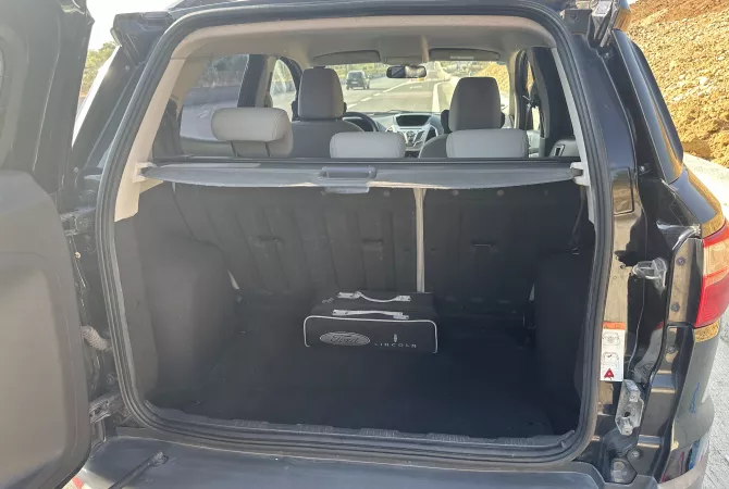 Auto in Vendita a Tirana, Ford, 2015 Benzine,Kambio Automatik Pagamento 7,000  Euro.