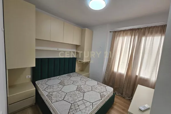 Shtepi me qera Apartament ne Tirane, 2+1, Mobilimi E mobiluar, Pagesa 650  Euro.