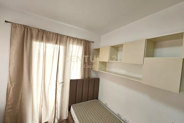 Shtepi me qera Apartament ne Tirane, 2+1, Mobilimi E mobiluar, Pagesa 650  Euro.