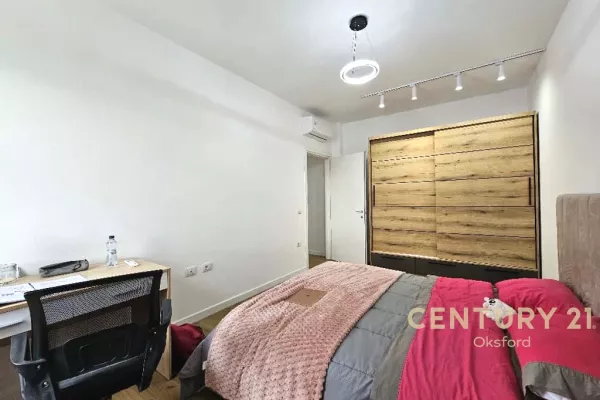 Shtepi me qera Apartament ne Tirane, 3+1, Mobilimi E mobiluar, Pagesa 700  Euro.