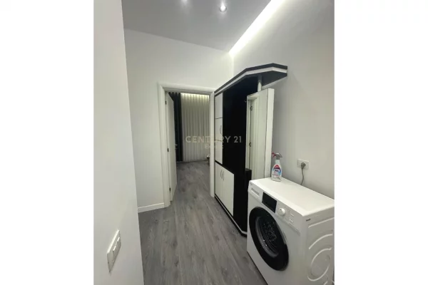 Shtepi me qera Apartament ne Tirane, 1+1, Mobilimi E mobiluar, Pagesa 650  Euro.