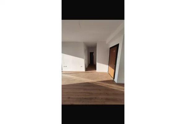 Shtepi ne shitje Apartament ne Tirane, 1+1, Mobilimi Bosh, pa mobiluar, Pagesa 83,000  Euro.