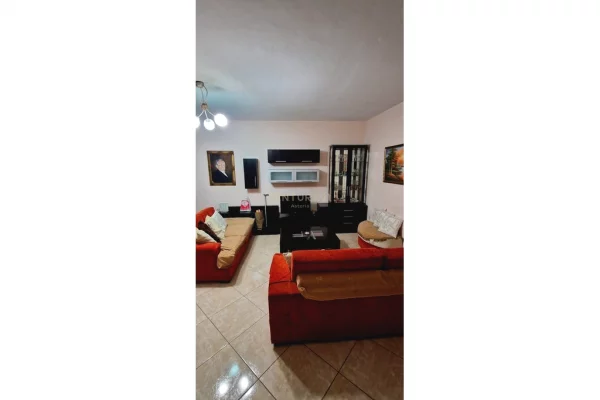 Jepet apartament me qira 2+1+2 prane Report Tv. 700 € /Muaj