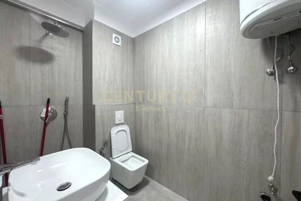 Apartment for sale in Tirana 1+1, Emty
