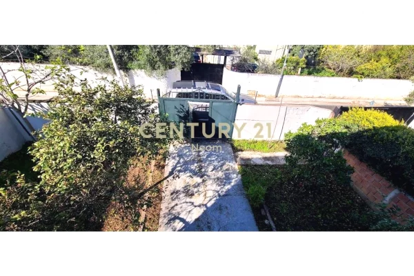 Jepet shtepi private 2+1 tek Rr. Jordan Misja! 650 € /Muaj