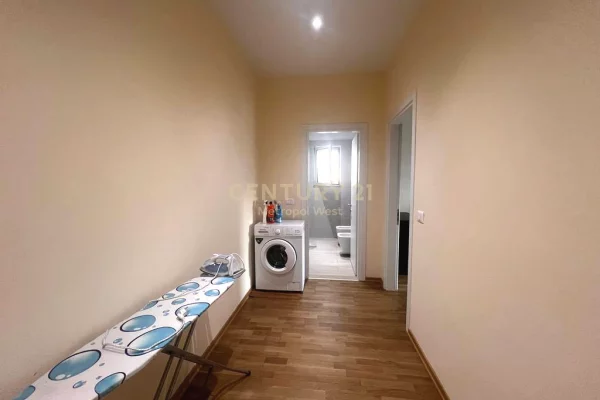 Shtepi me qera Apartament ne Tirane, 2+1, Mobilimi E mobiluar, Pagesa 650  Euro.