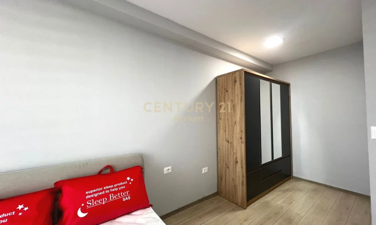 Shtepi me qera Apartament ne Tirane, 1+1, Mobilimi E mobiluar, Pagesa 550  Euro.