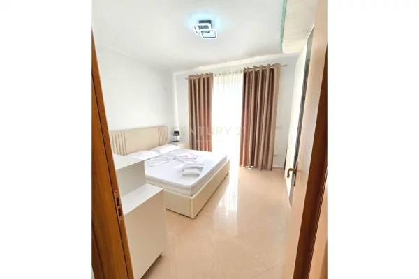 Shtepi me qera Apartament ne Tirane, 2+1, Mobilimi E mobiluar, Pagesa 700  Euro.