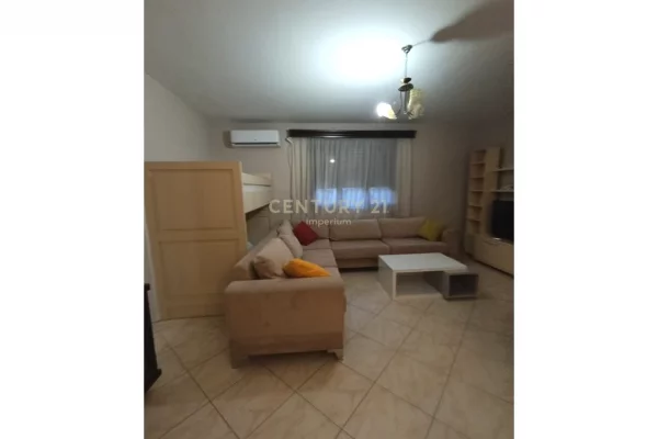 Shtepi me qera Apartament ne Tirane, 1+1, Mobilimi E mobiluar, Pagesa 70,000  Leke.