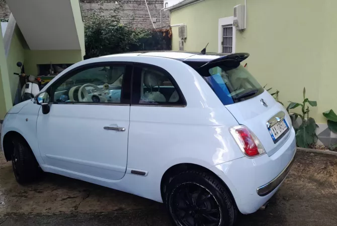 Auto in Vendita a Tirana, Fiat, 2009 Benzine,Kambio Manual Pagamento 3,400  Euro.