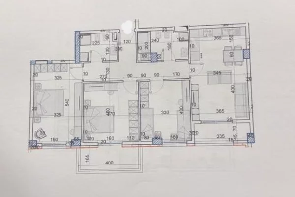 Shitet Apartament 3+1+2+2Blk Prane Eglo ne Astir