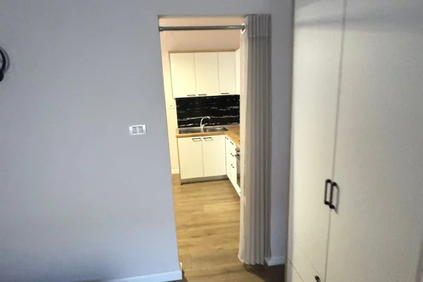 Appartamento in vendita a Tirana Garsoniere, Arredato