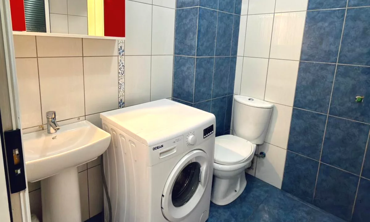 Shtepi me qera Apartament ne Tirane, 2+1, Mobilimi E mobiluar, Pagesa 600  Euro.