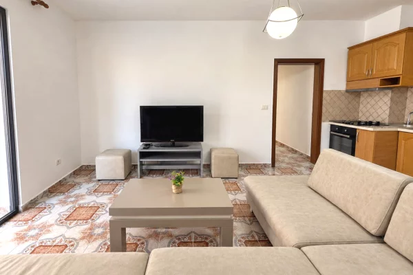Shtepi me qera Apartament ne Tirane, 1+1, Mobilimi E mobiluar, Pagesa 52,000  Leke.