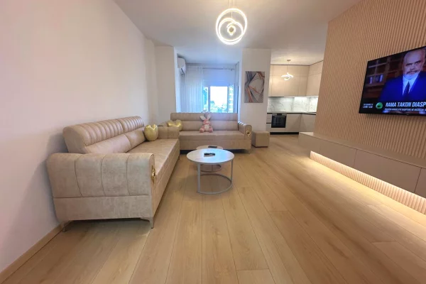 Shtepi me qera Apartament ne Tirane, 2+1, Mobilimi E mobiluar, Pagesa 1,000  Euro.