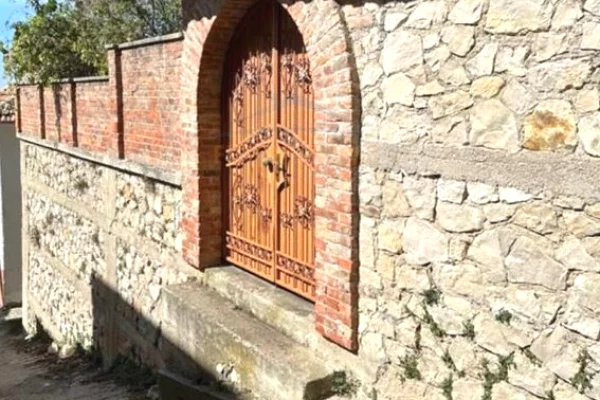 Casa privata/Indipendente in vendita a Kruja 4+1, Vuoto