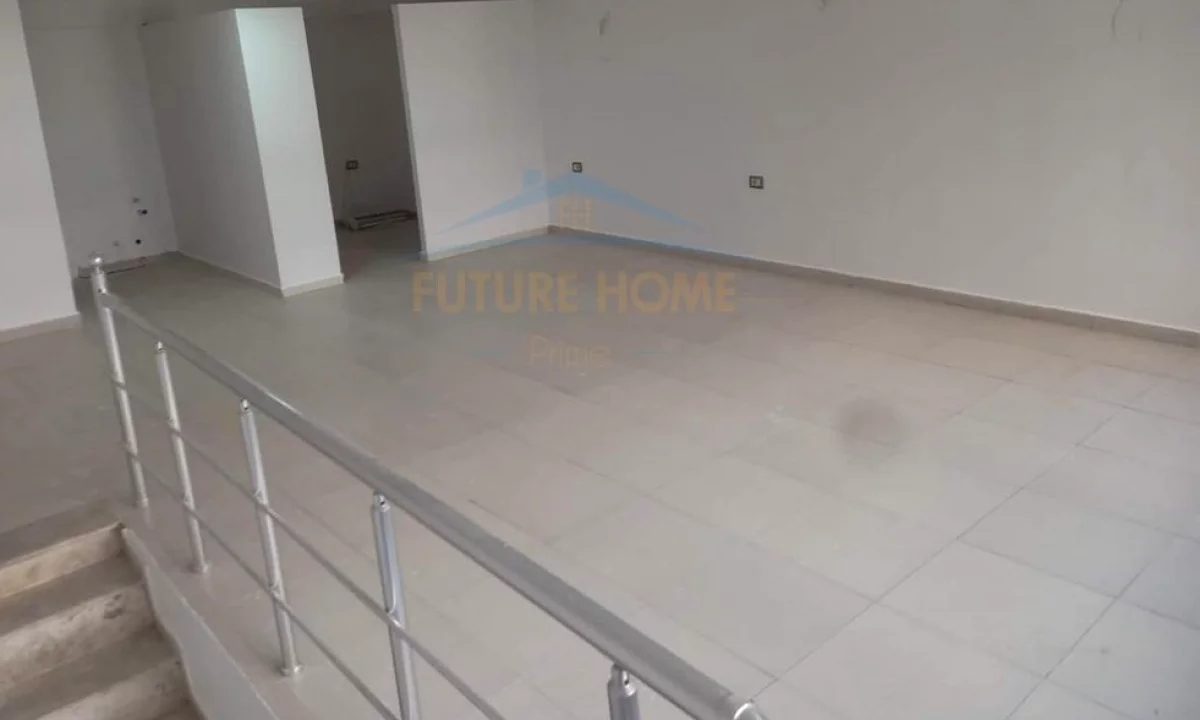Shitet  Njesi Biznesi Duplex ne Yzberisht , Tirane