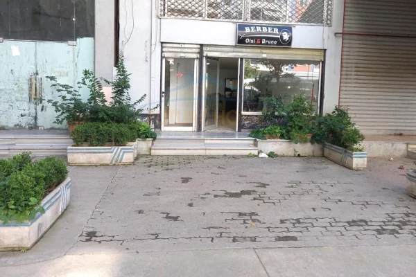 Shitet  Njesi Biznesi Duplex ne Yzberisht , Tirane