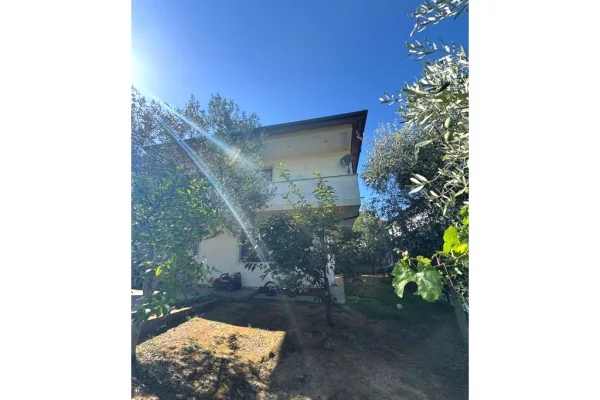 Appartamento in vendita a Tirana 4+1, Arredato