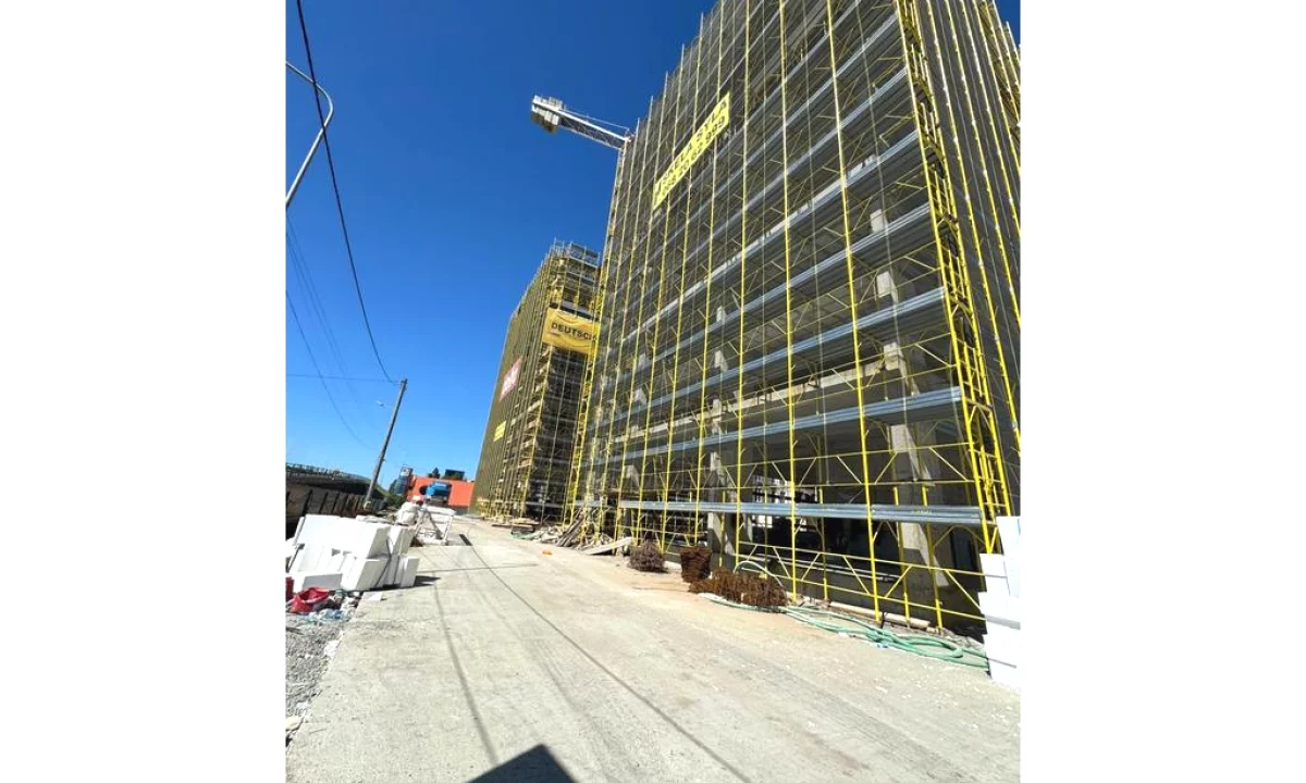 Appartamento in vendita a Tirana 2+1, Vuoto