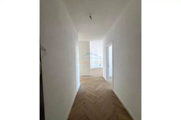 Ambient Biznesi me qera, Rruga "Mine Peza" , Tirane!