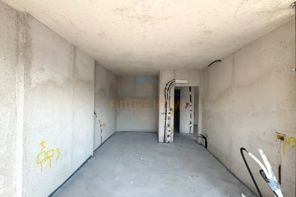 Appartamento in vendita a Tirana 1+1, Vuoto