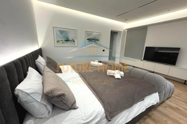 Appartamento in vendita a Tirana 2+1, Arredato