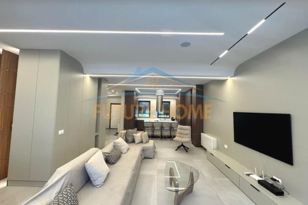 Appartamento in vendita a Tirana 3+1, Arredato