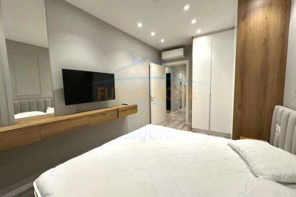 Appartamento in vendita a Tirana 1+1, Arredato