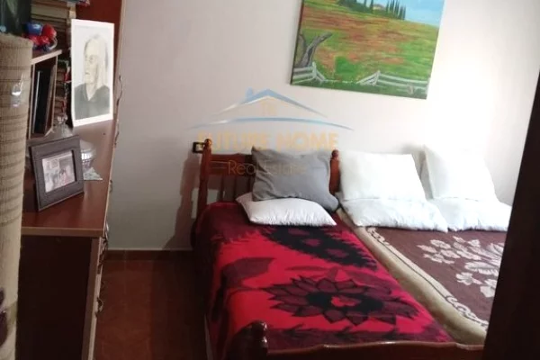 Appartamento in vendita a Tirana 2+1, Arredato