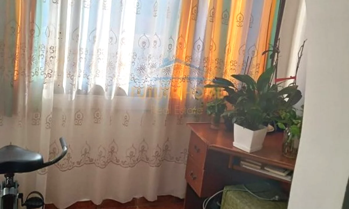 Appartamento in vendita a Tirana 2+1, Arredato